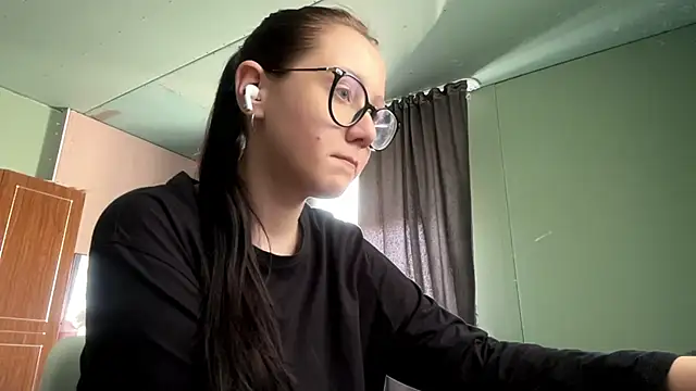 AdelleBaggenstoss – Live XXX-chat