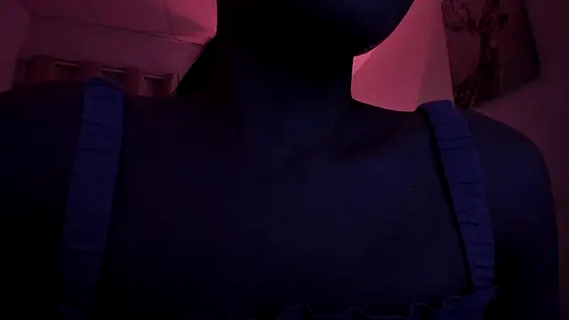 Divine_Madeleine Live XXX Chat