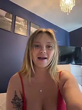 Sky25x live XXX chat