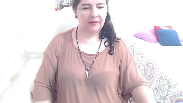 leonela_69 Live XXX Chat