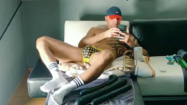 slavic_boy_39 웹캠 쇼
