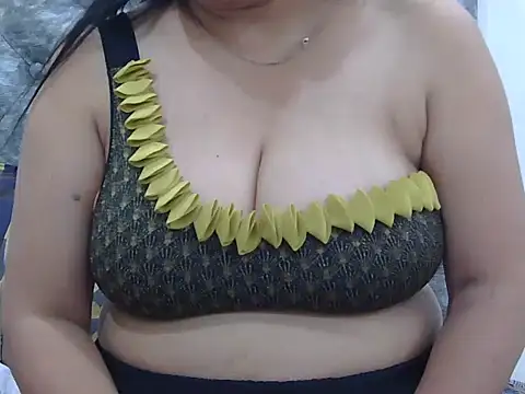 Secret_Bhabhi 即時 XXX 聊天
