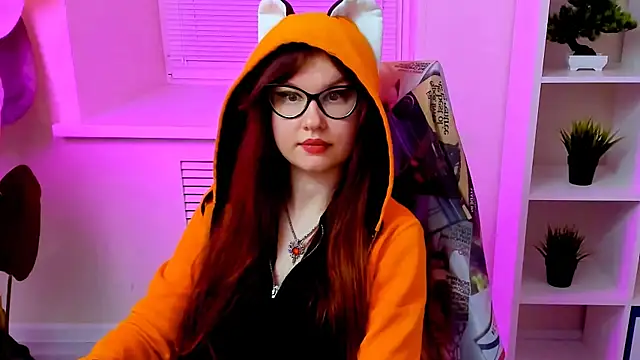 CarolGiggly Adlı Modelin Canlı XXX Sohbeti