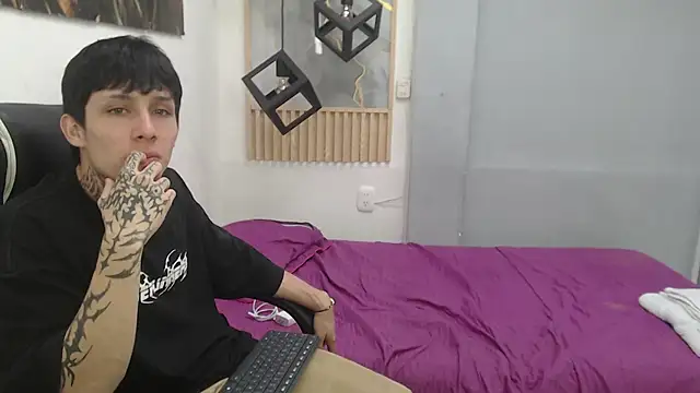 naty_18 Show Webcam