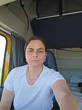 IsabelleCraft's Live XXX Chat