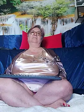 QueenPammy1's Live XXX Chat