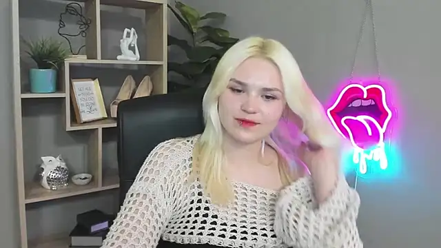 SweetLilyxo élő XXX-chatje