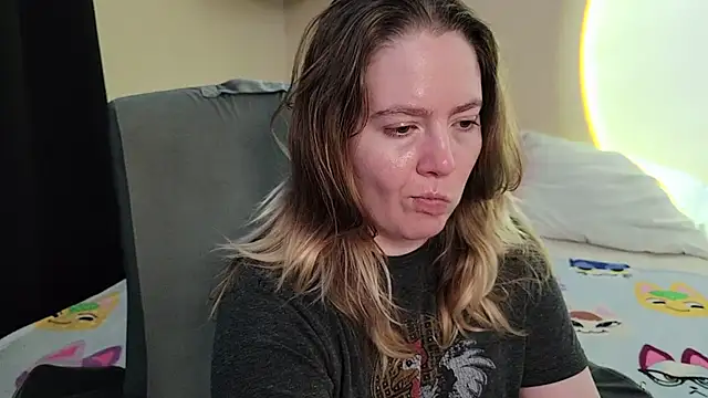 Czat XXX na żywo – InternetFairy_XO