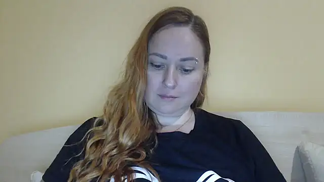 Pokazy przed kamerką – Foxy_Kate3333