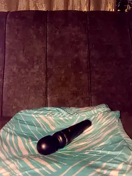 Keely 现场XXX聊天