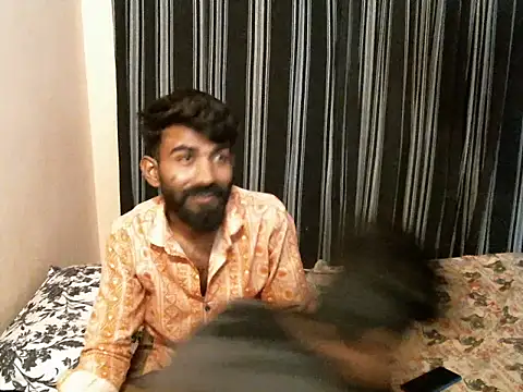 Show de indianbighard21 na webcam