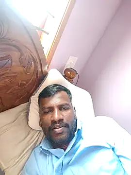Paramkeerthiのウェブカメラショー