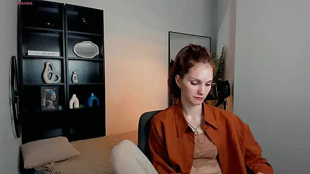 MirandaGlow élő XXX-chatje