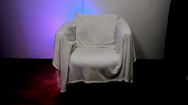 Diadi75 Show in webcam