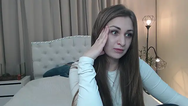 BeataBabe Adlı Modelin Canlı XXX Sohbeti