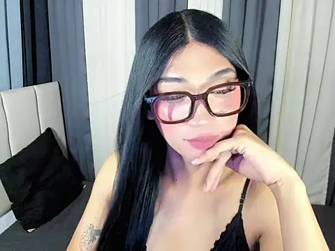 Czat XXX na żywo – FyangFoxx