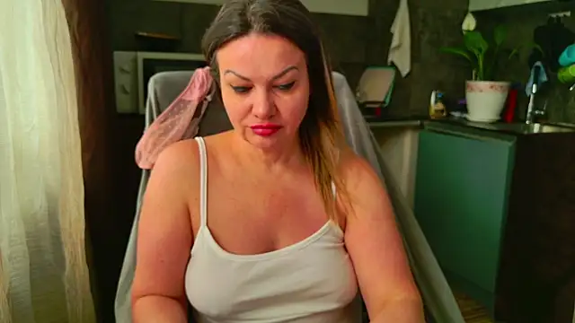 MishaMILF – Naživo XXX chat
