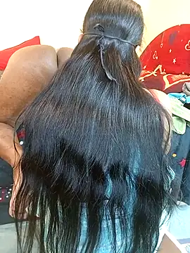 Chat XXX en directo de INDIANDESIMATURE