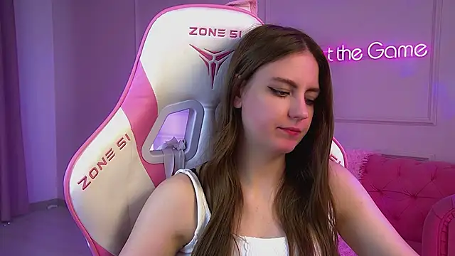 SofiaSarvain's Live XXX Chat