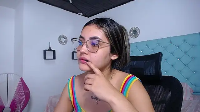 kathe-mills235's Live XXX Chat