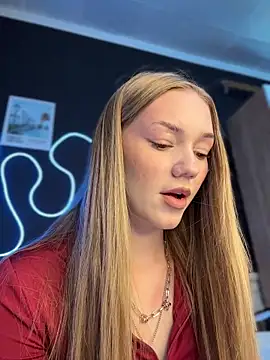 MilaMoone Live XXX-chat