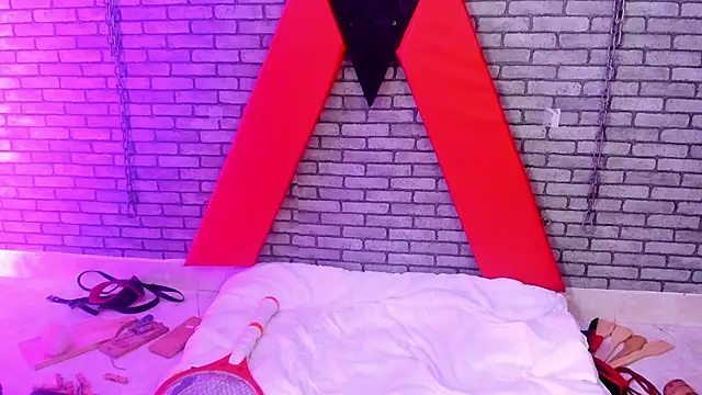 hillary_bigbuttのライブXXXチャット