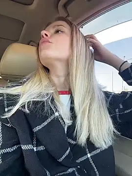 HarrietDart Chat XXX in diretta