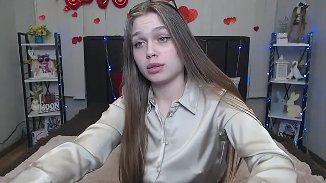 XXX chat uživo modela LaraPika
