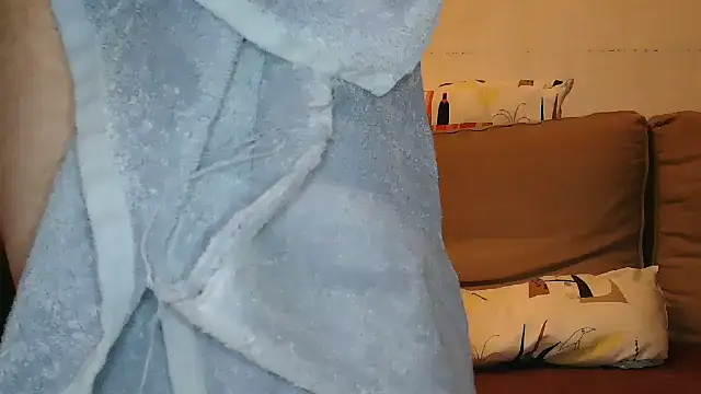 chrichri38@xh Webcam-Show