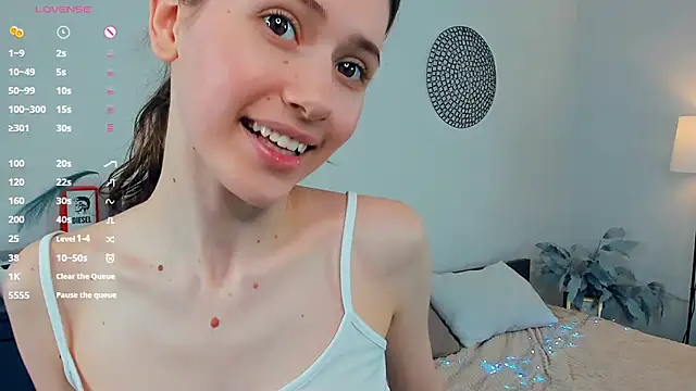 OdiIiaChavarrian Live XXX chat