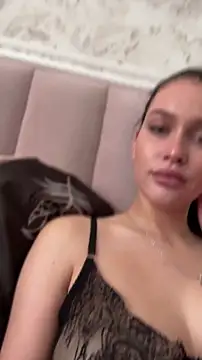 KikiWatsonn Live XXX chat