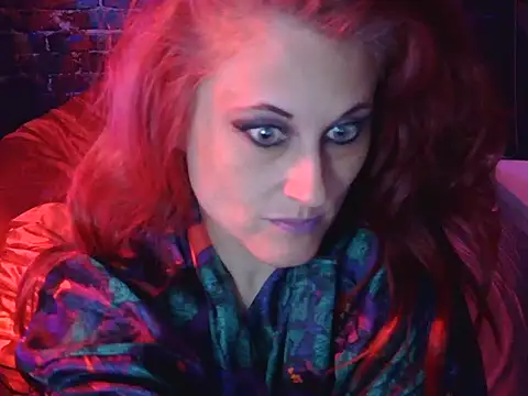 BusyB1983's Webcam Show