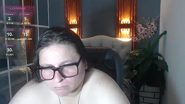 katty_femdom Pertunjukan Webcam