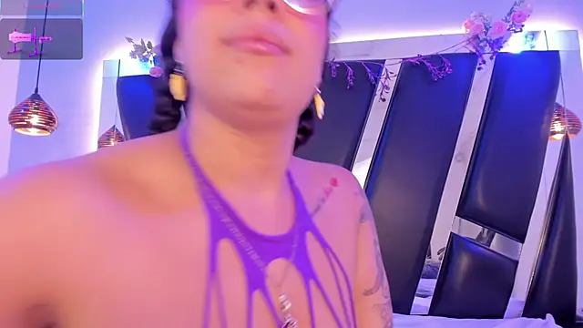 Chat XXX Live antonelllepiercee