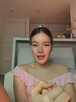 NicoleCut's Webcam Show