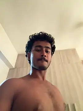 yheeboi Pertunjukan Webcam