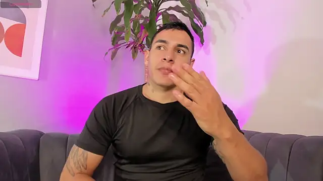 MassimoCo_'s Webcam Show