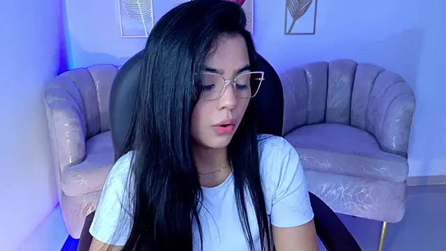 Layla_Breezeen Live XXX chat