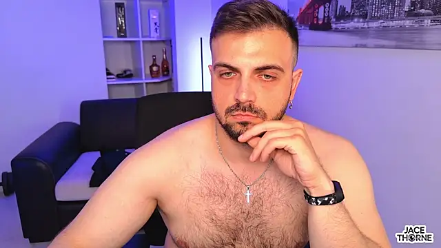 Jace_Thornen Webbikameraesitys
