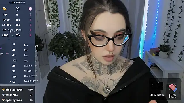 Dixi_Pixi_ Chat XXX live