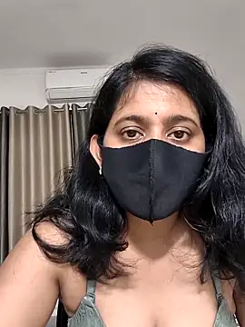 Your-Vedika's Live XXX Chat