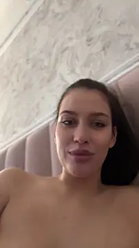 KikiWatson's Live XXX Chat
