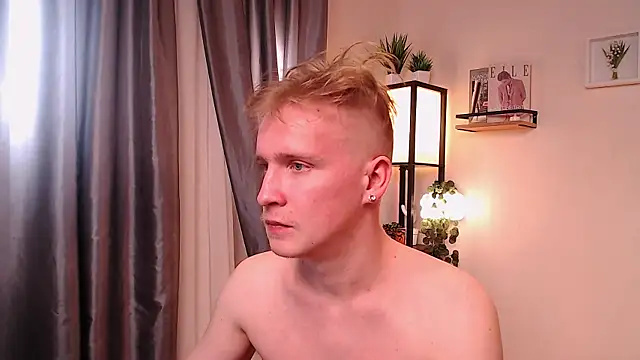 Вебкам-шоу AlexxSweet