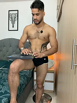 Maximiliano_fordのウェブカメラショー