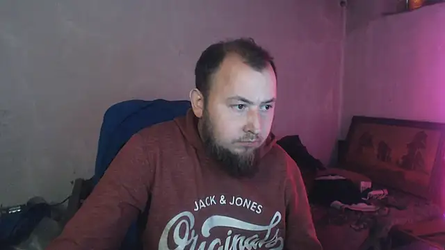 Show modela BIG-COCK-OMG na web-kameri