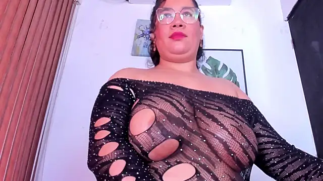 alondrabigtits' Live XXX Chat