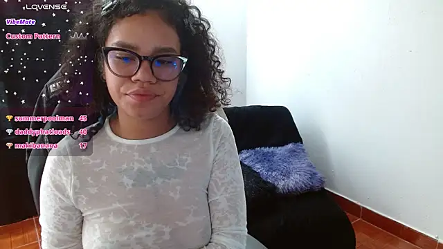 Canela_s1 লাইভ XXX চ্যাট