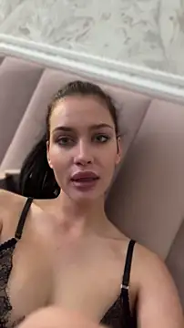 KikiWatson Chat XXX in diretta