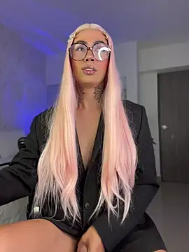 miss_tatiana_'s Live XXX Chat