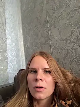 MaryMathews' Live XXX Chat